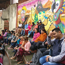 Teamsitzung in der Favela Monte Azul