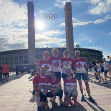 Das KHS Team vor dem Olympiastadion