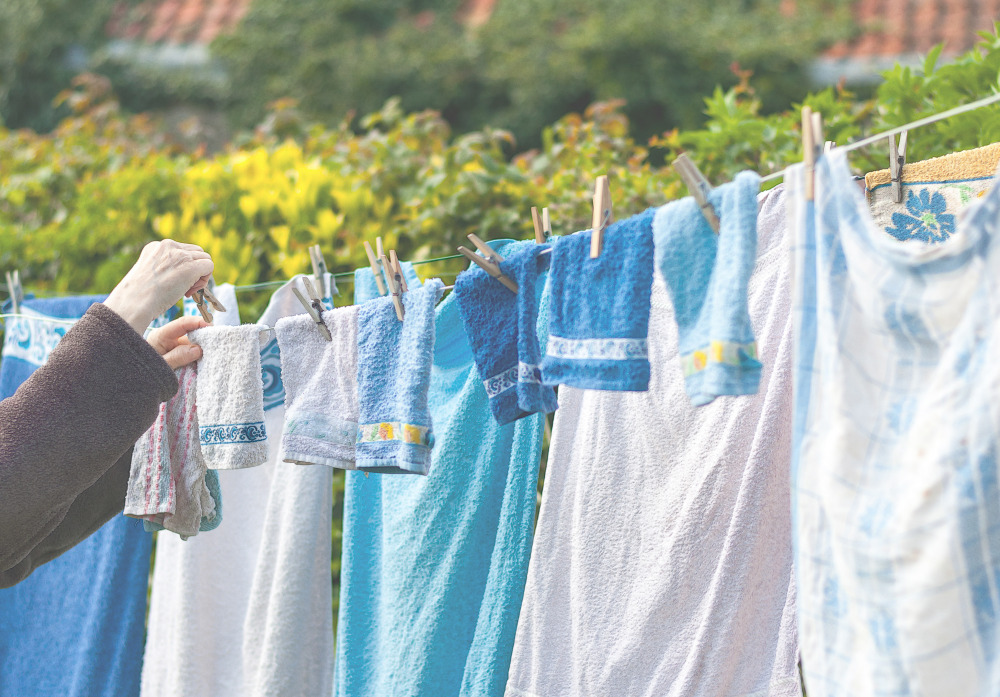 Wäsche auf der Wäscheleine trocknen - das spart Strom!