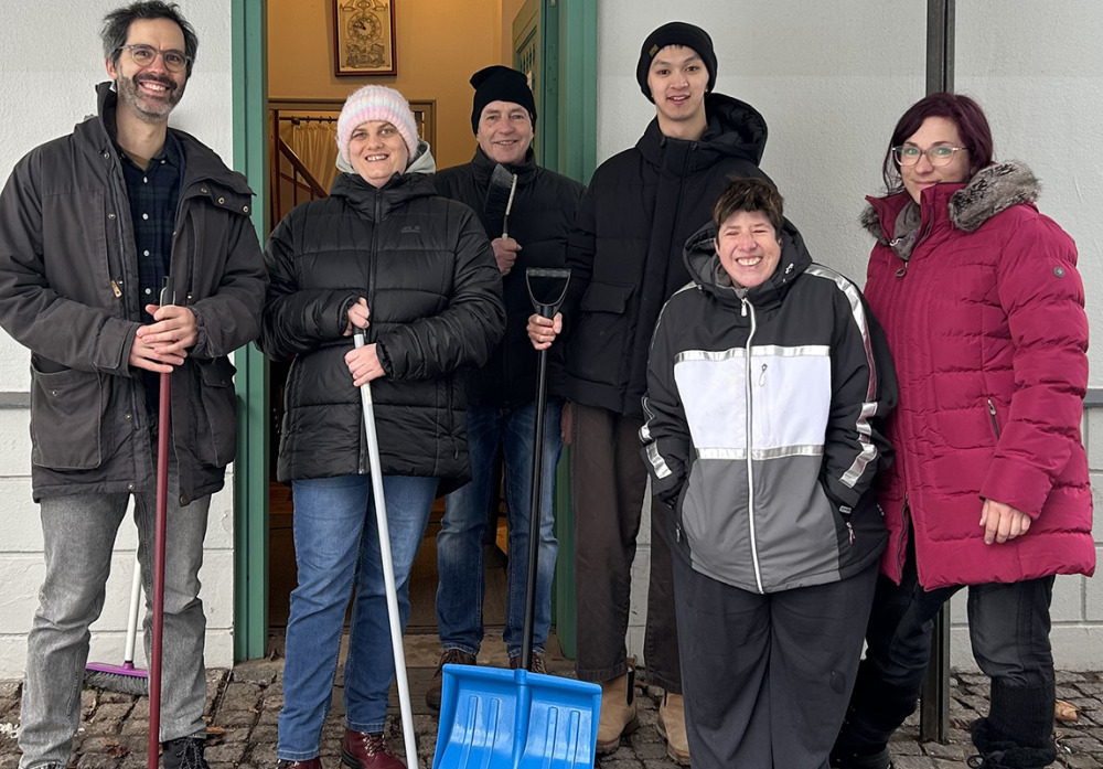 Neujahrsputz am Brosehaus in Pankow
